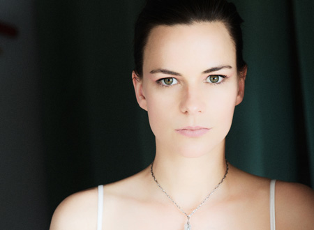 Eva Lorenzo<br>&copy; Jeff Mangione